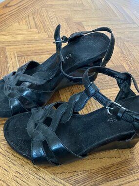 Black Platform Sandals size 7.5